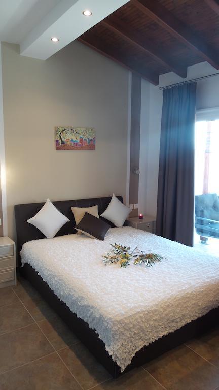 Hotel House Roula Neos Marmaras Habitación foto